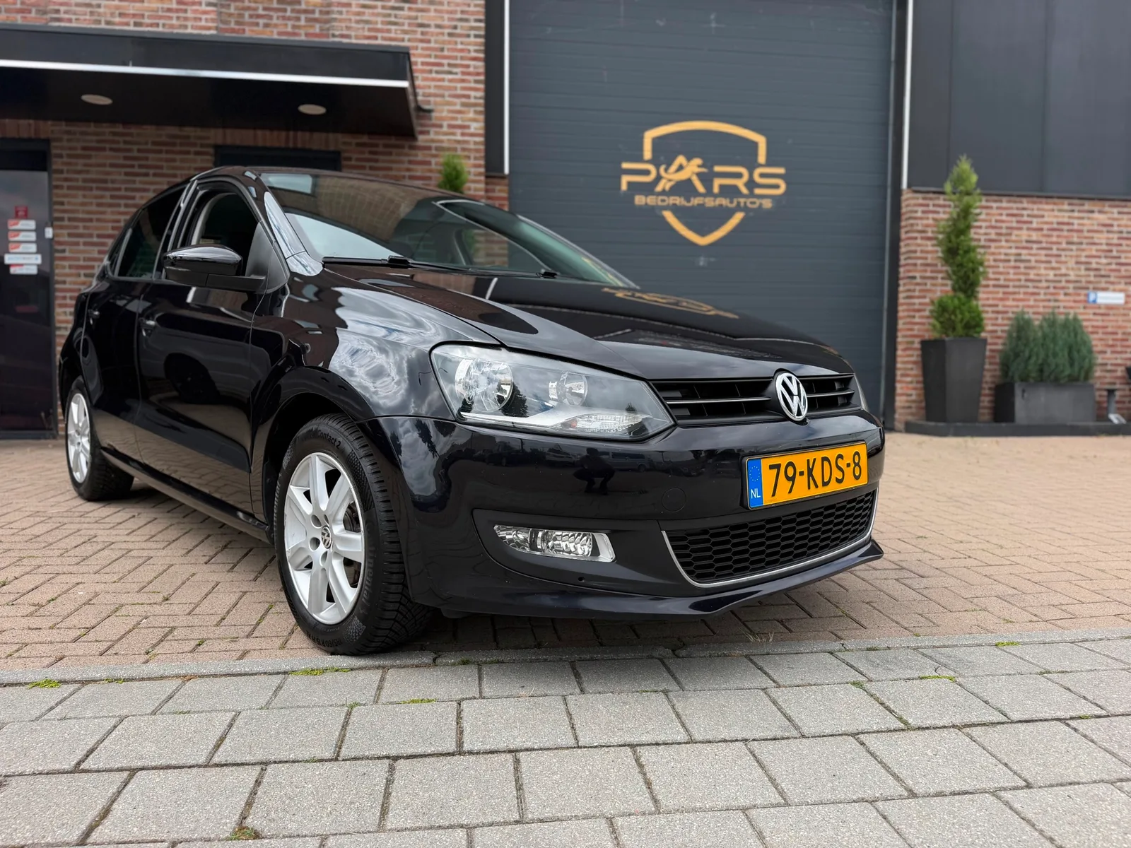 Volkswagen Polo (2009) — foto 1