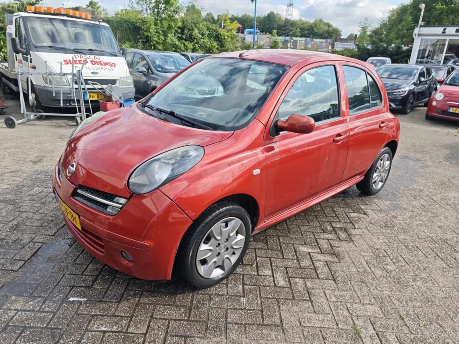 Nissan Micra (2006) — foto 1