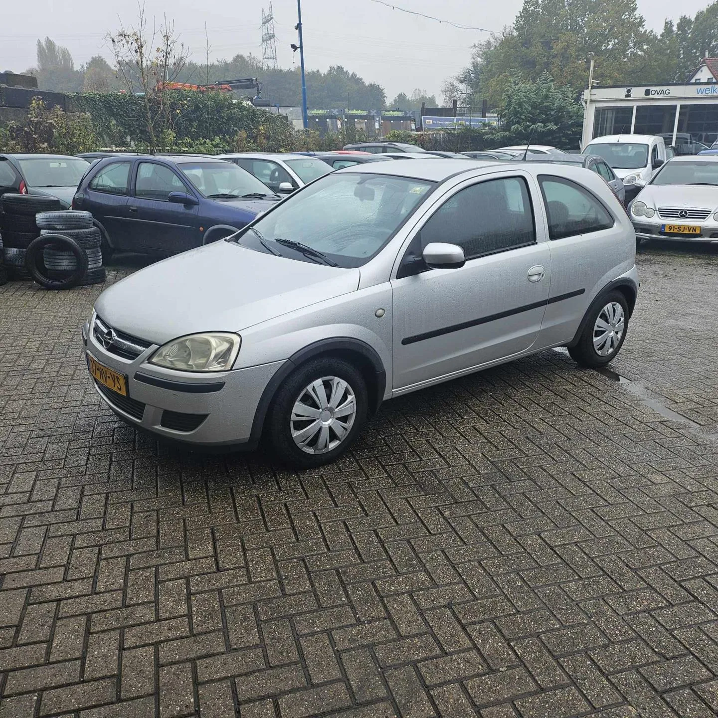 Opel Corsa (2004) — foto 1