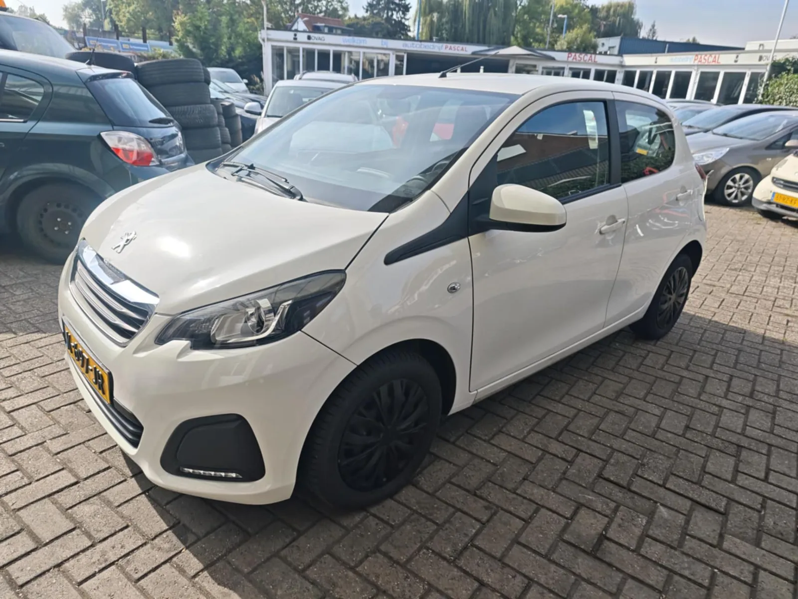 Peugeot 108 (2021) — foto 1