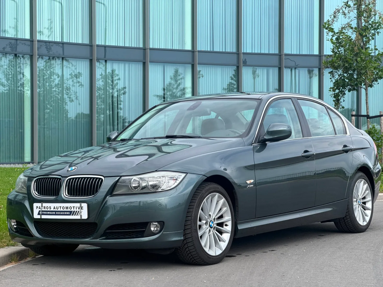 BMW 3-Serie (2011) — foto 1