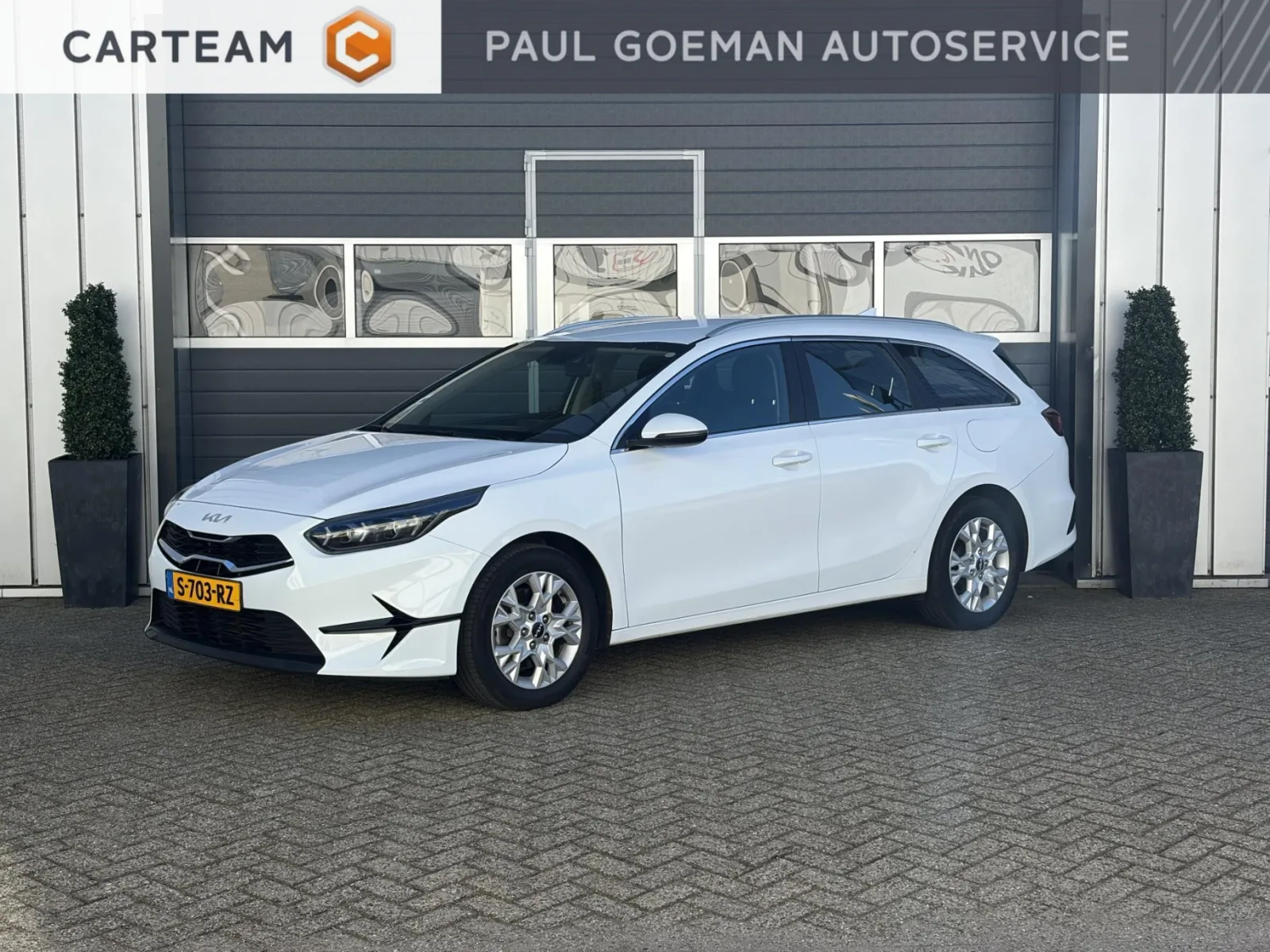 Kia Ceed (2023) — foto 1