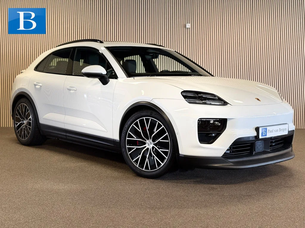 Porsche Macan (2024) — foto 1