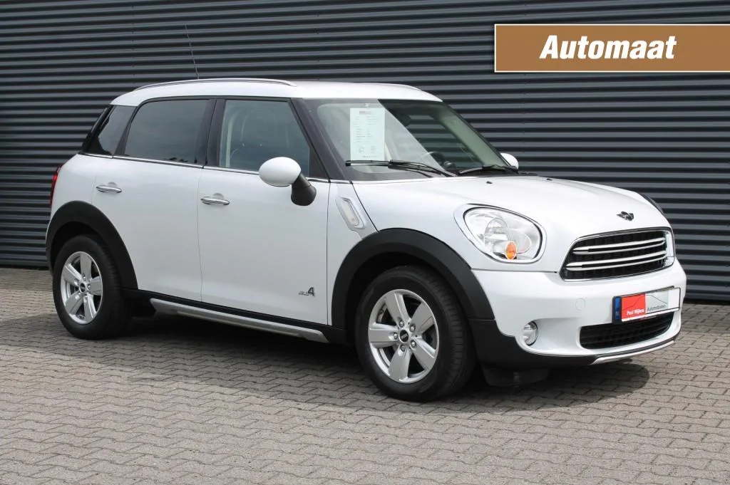 MINI Countryman (2015) — foto 1