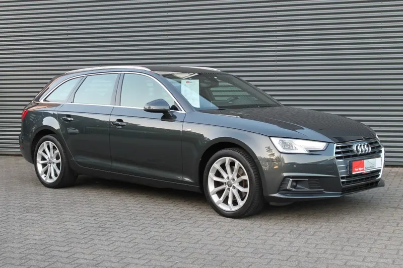 Audi A4 (2017)