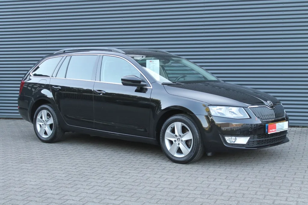 Škoda Octavia (2015) — foto 1