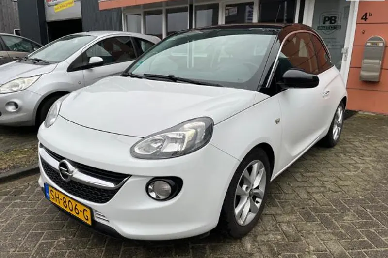 Opel Adam (2018)
