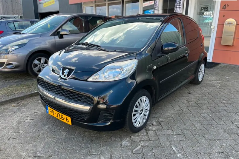 Peugeot 107 (2009)