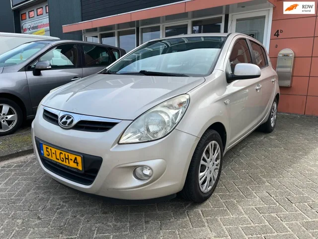 Hyundai i20 (2010) — foto 1