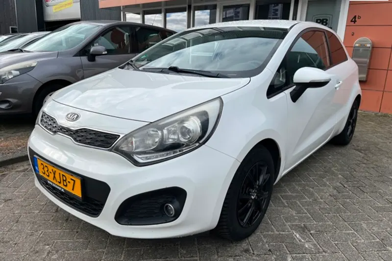 Kia Rio (2012)