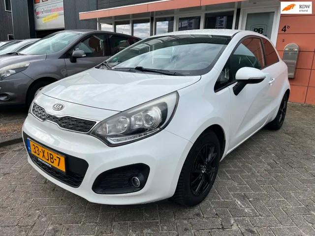 Kia Rio (2012) — foto 1