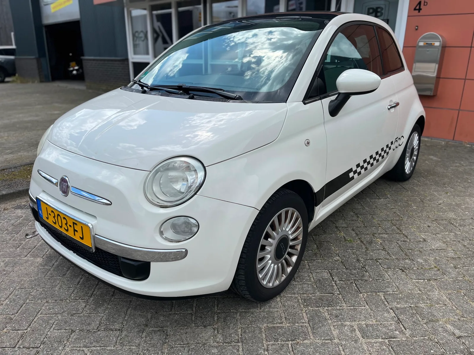 Fiat 500 (2009) — foto 1