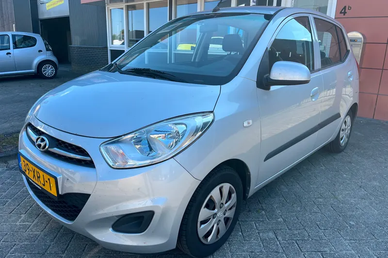 Hyundai i10 (2012)