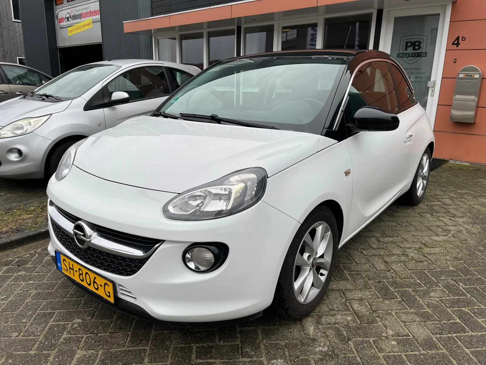 Opel Adam (2018) — foto 1