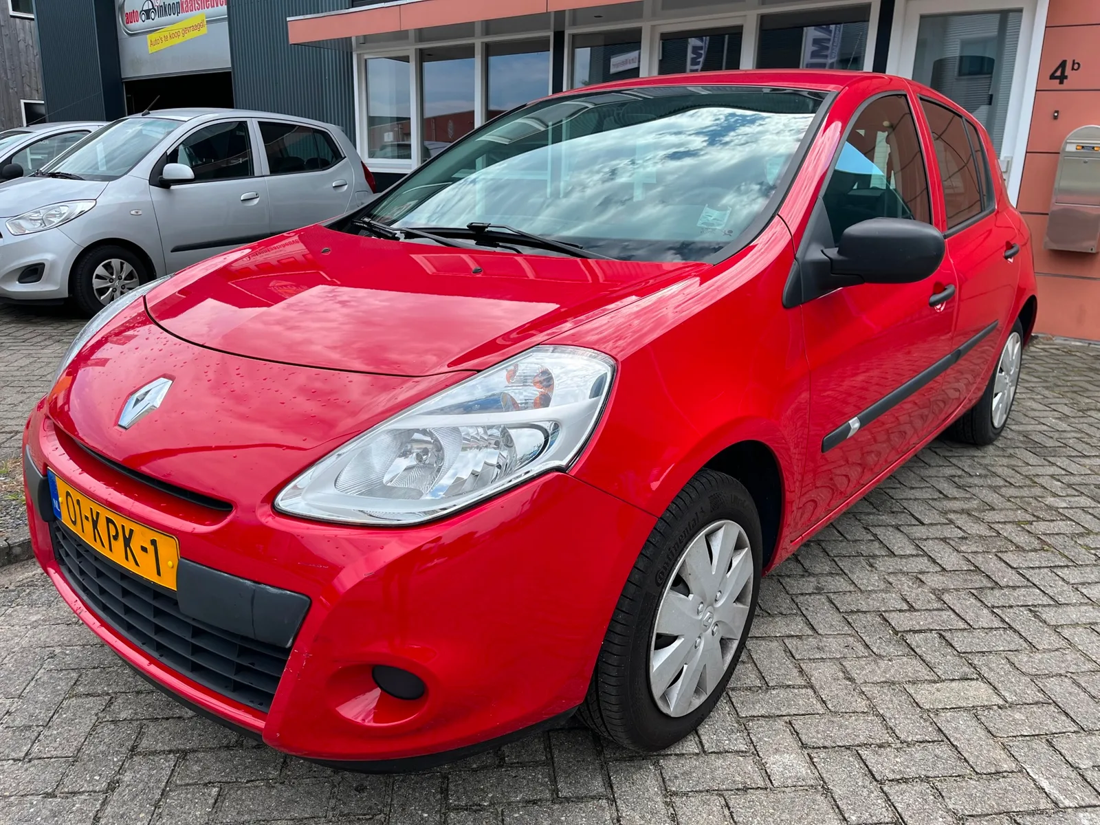 Renault Clio (2010) — foto 1