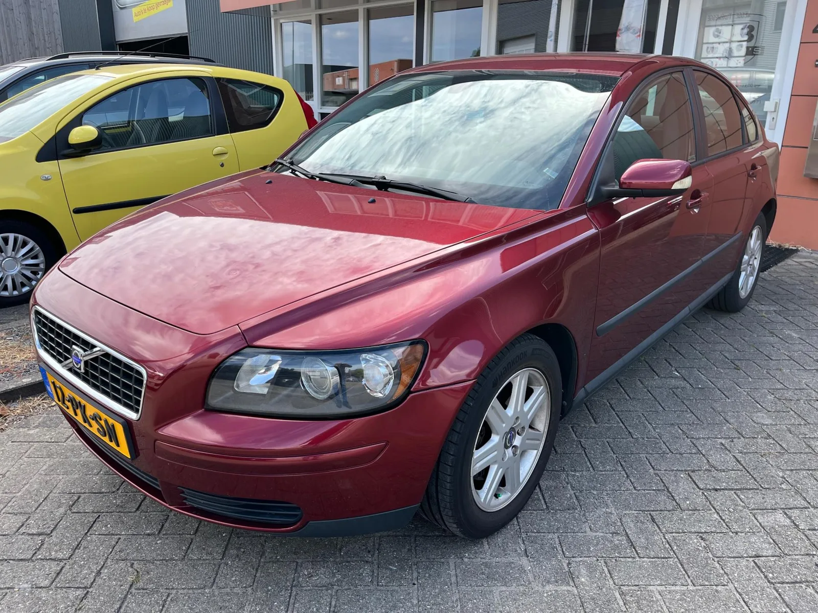 Volvo S40 (2004) — foto 1