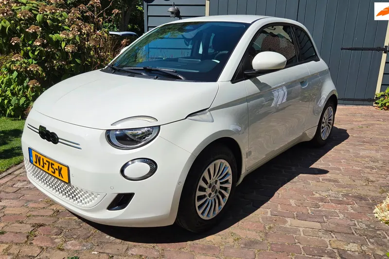 Fiat 500e (2024)