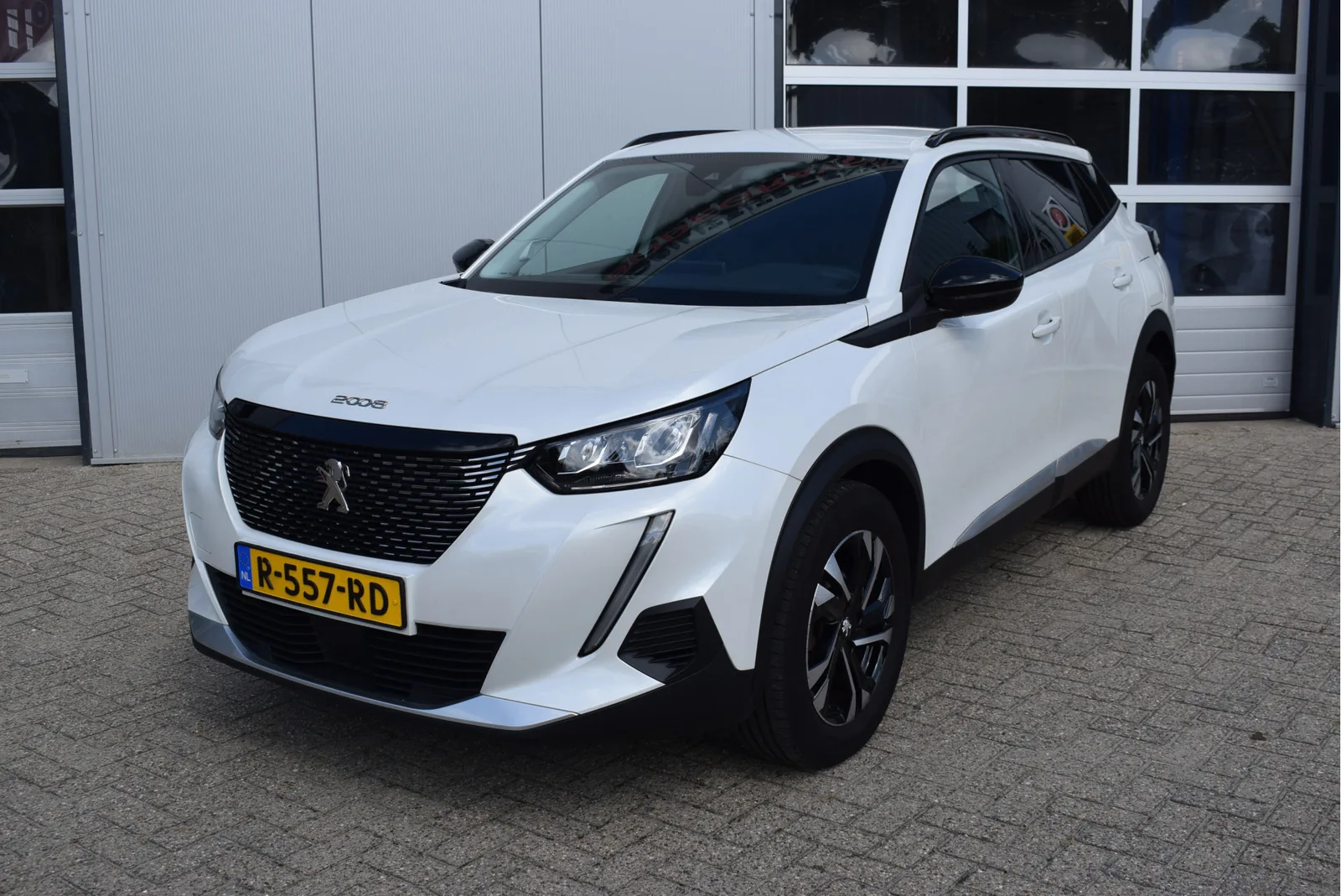 Peugeot 2008 (2022) — foto 1
