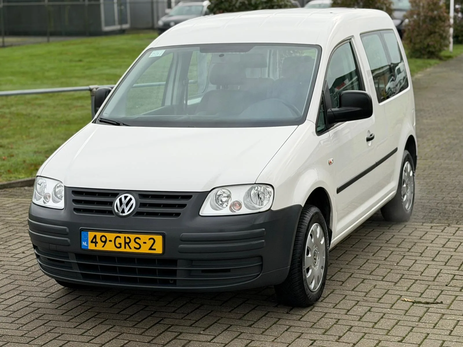 Volkswagen Caddy (2008) — foto 1