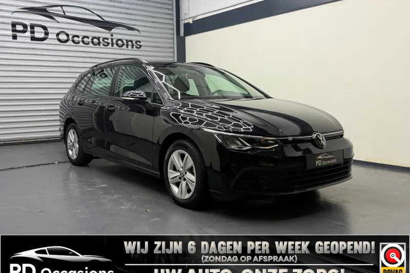 Volkswagen Golf (2023)