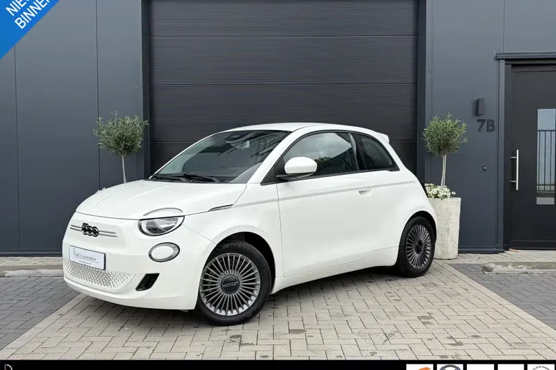 Fiat 500 (2022)