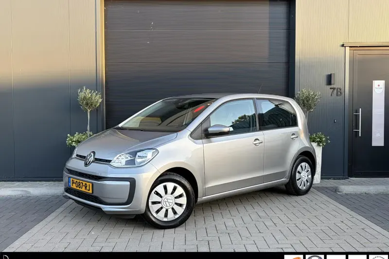 Volkswagen Up! (2022)