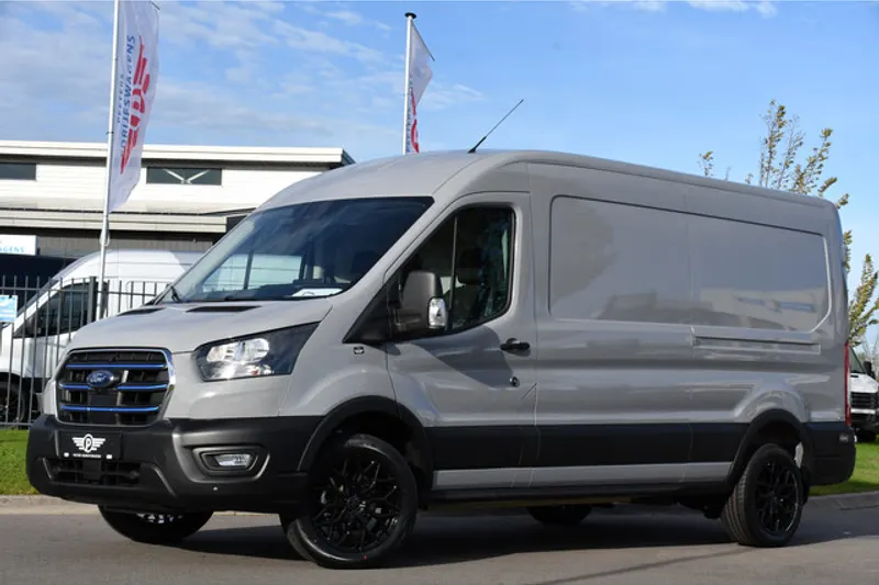 Ford E-Transit (2024)