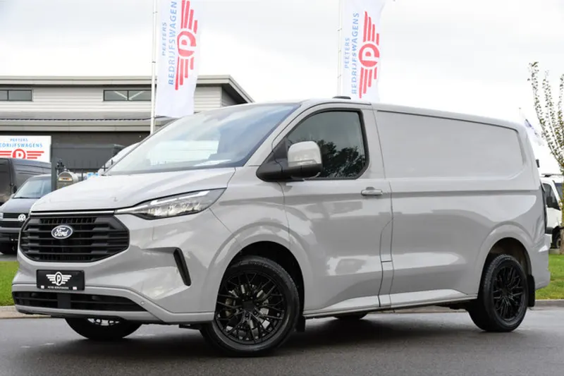 Ford Transit Custom (2024)
