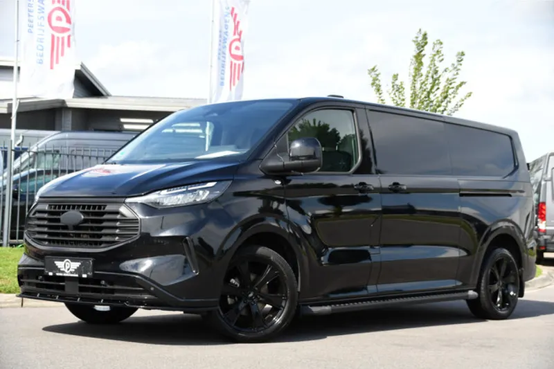 Ford Transit Custom (2024)