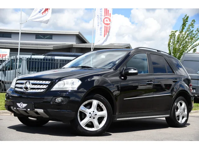 Mercedes-Benz ML-Klasse (2009) — foto 1
