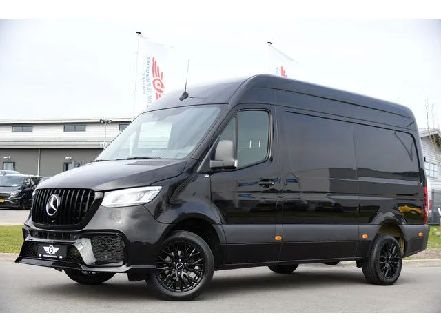 Mercedes-Benz Sprinter (2023) — foto 1