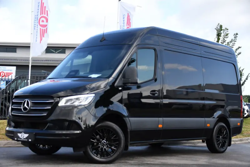 Mercedes-Benz Sprinter (2024)