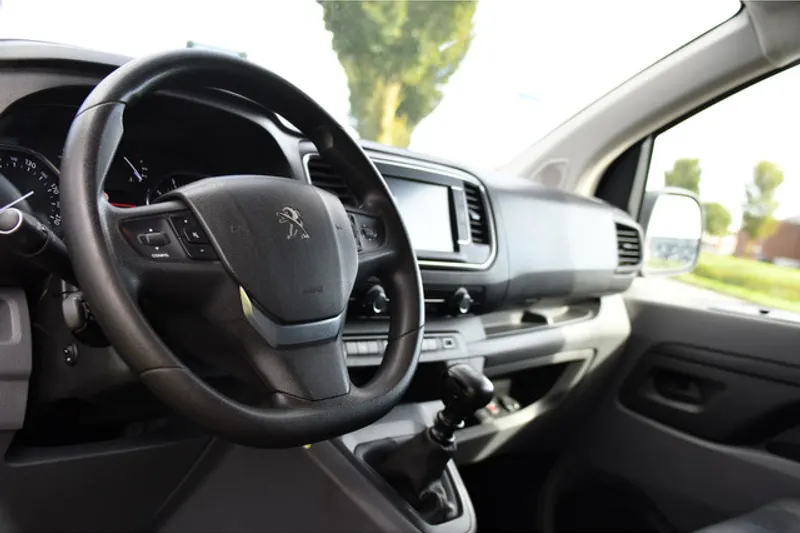 Peugeot Expert (2019)