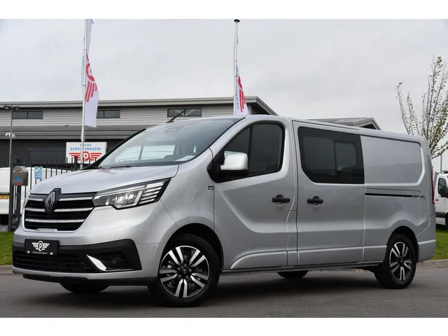 Renault Trafic (2024) — foto 1