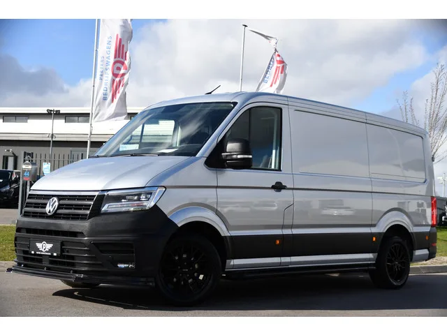 Volkswagen Crafter (2023) — foto 1