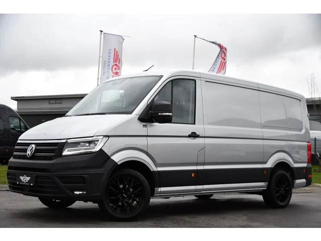 Volkswagen Crafter (2023) — foto 1