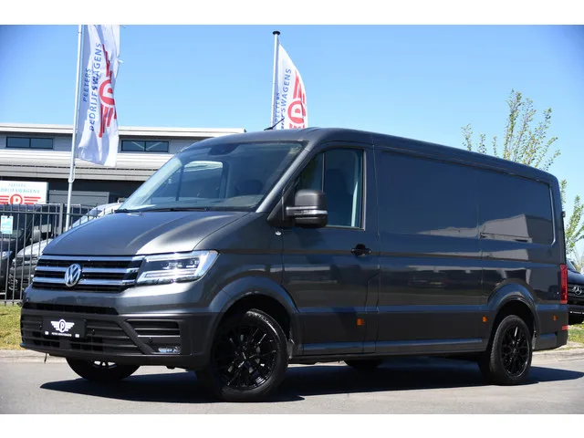 Volkswagen Crafter (2023) — foto 1