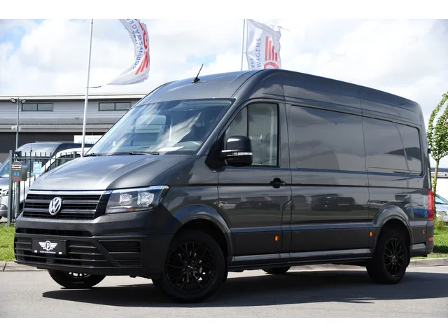 Volkswagen Crafter (2023) — foto 1