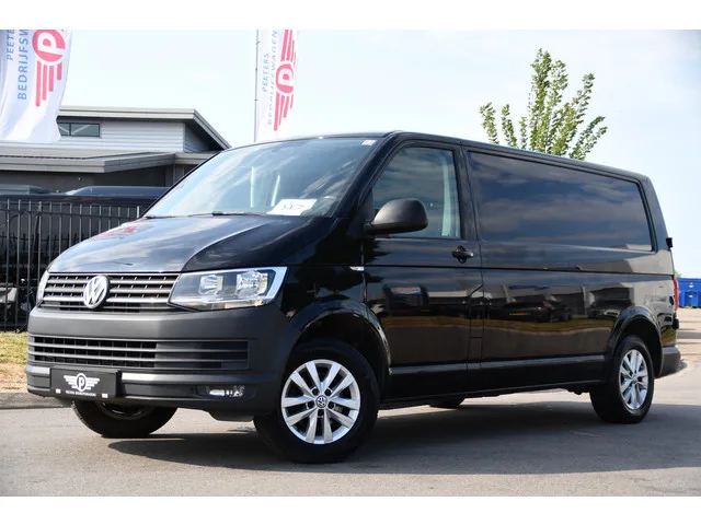 Volkswagen Transporter (2016) — foto 1