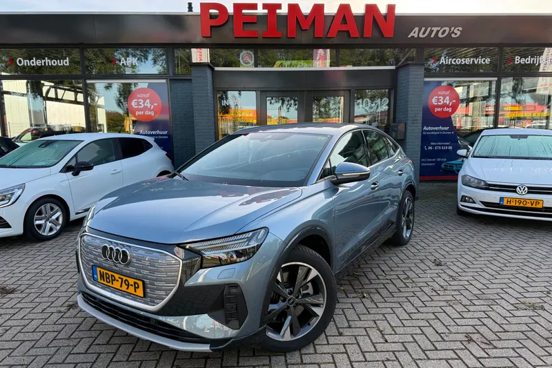 Audi Q4 e-tron (2022)
