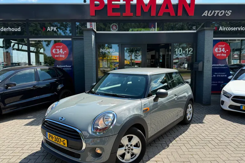 MINI One (2017)