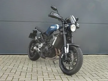 Yamaha XSR900 (2017) — foto 1
