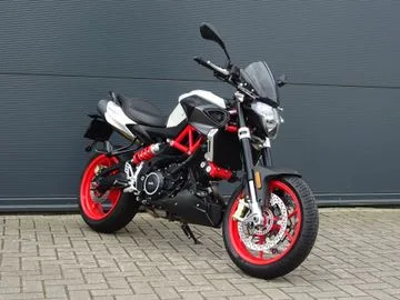 Aprilia Shiver 900 (2018) — foto 1