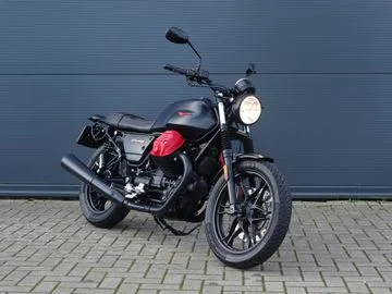Moto Guzzi V7 III (2019) — foto 1