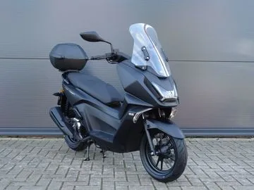 Kymco Downtown 125 (2026) — foto 1