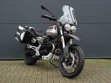Moto Guzzi V85 TT (2023) — foto 1