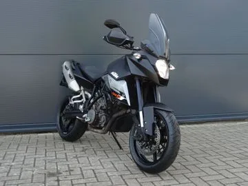 KTM 990 Supermoto T (2009) — foto 1