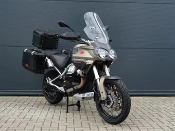 Moto Guzzi Stelvio 1200 8V (2011) — foto 1