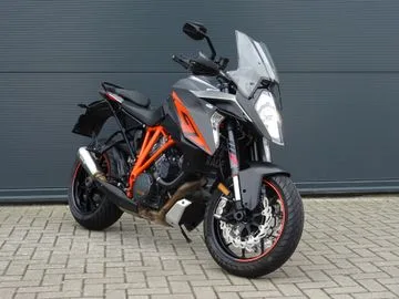 KTM 1290 Super Duke (2017) — foto 1