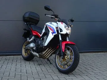 Honda CB650F (2014) — foto 1